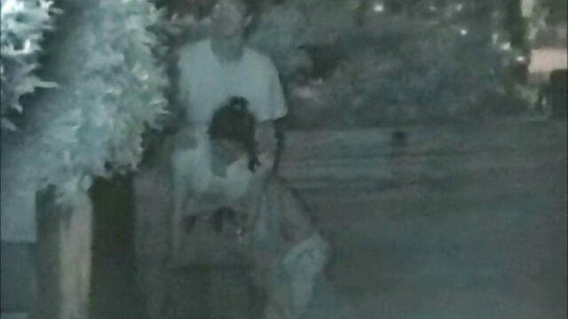 Budak video bokep hot in Tanaman Kecil!