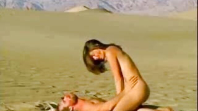Terapi hot bokep tante perbudakan di klinik fetish