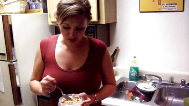 Sexy Tranny Aubrey Kate menghancurkan video bokep yang hot & DP'ED
